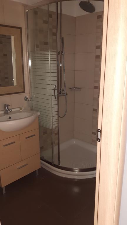 Minoa Hotel Науса Экстерьер фото